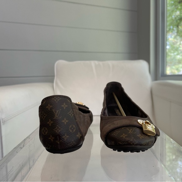 Louis Vuitton Brown Ballet Flats - Picture 2 of 3
